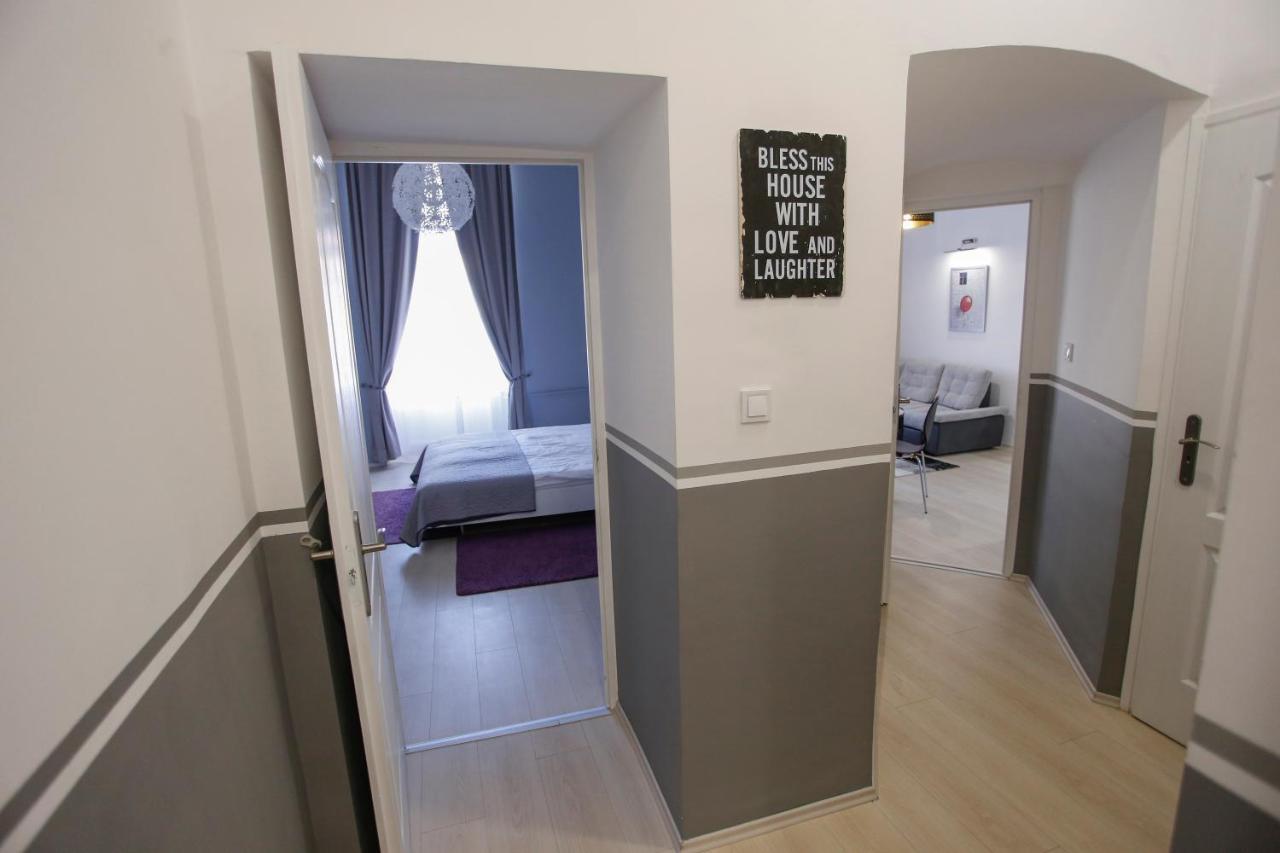 Urania Apartmanhaz Eger Exteriér fotografie